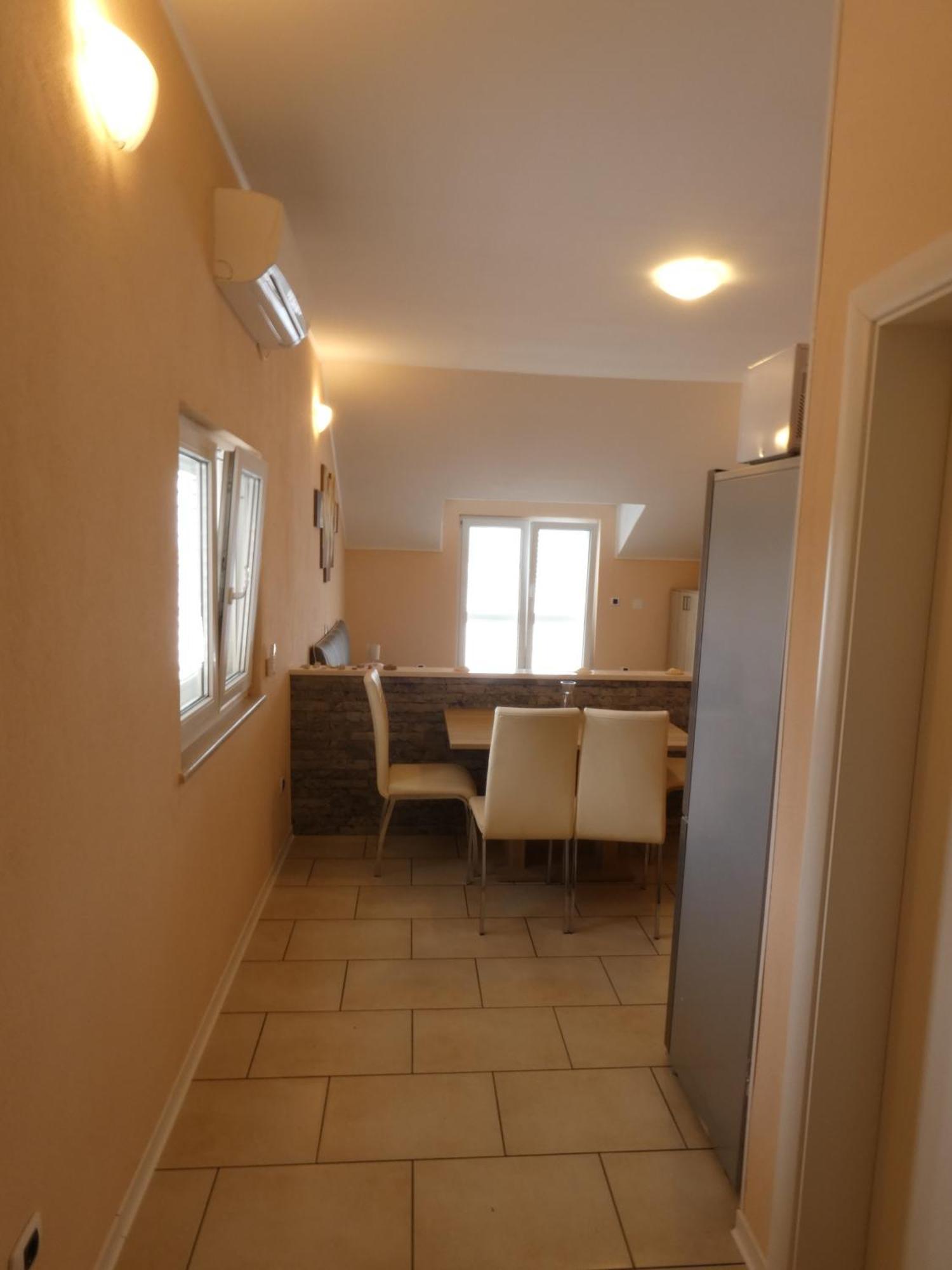 Apartments By The Sea Ubli, Lastovo - 8354 Uble Pokój zdjęcie